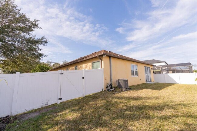 Building Photo - 9763 Moss Rose Way