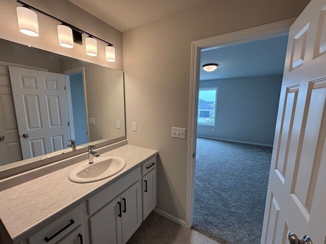 Building Photo - For Rent: Sleek New Construction | 3 Bed, ...