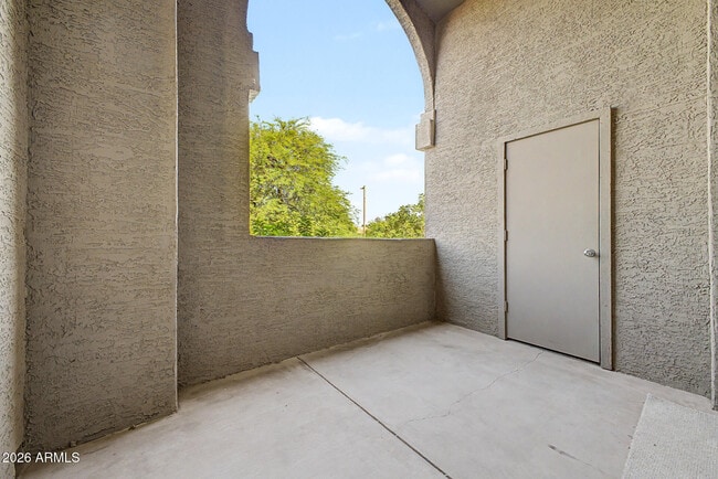 Building Photo - 9600 N 96th St