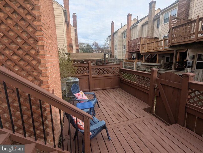 Building Photo - 146 Washington St