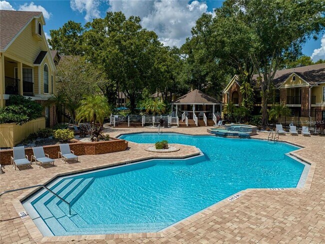 Building Photo - 8643 Mallard Reserve Dr