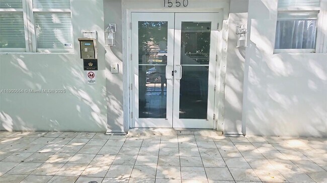 Building Photo - 1550 Drexel Ave