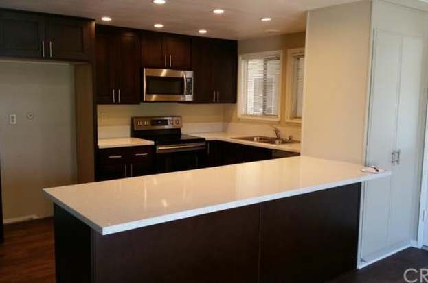 Building Photo - 2227 Via Puerta