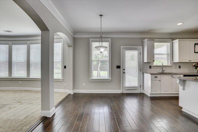 Building Photo - 314 Bella Rose Dr