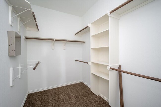 Building Photo - 6731 Trinity Trail Ln