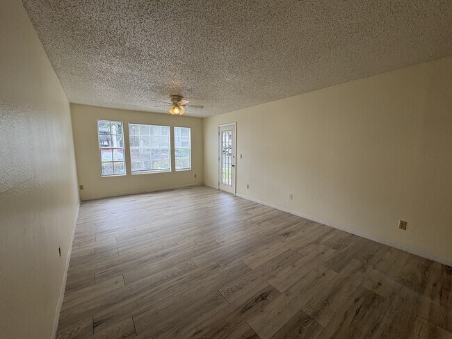 Building Photo - 11550 Westwood Blvd