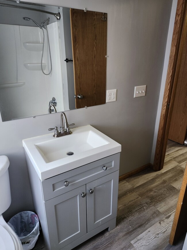 Building Photo - 8983 Van Buren St NE