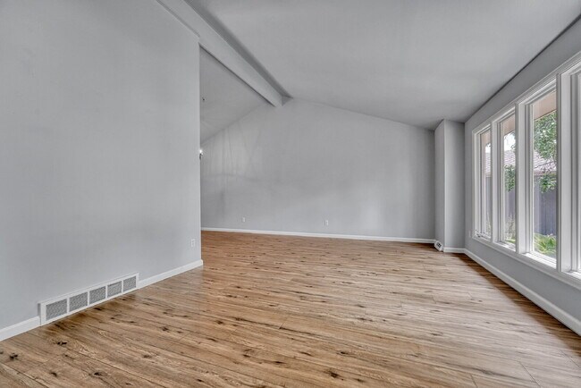 Building Photo - $3,645.95 with $300 Cleaning Voucher, 4 Beds - 3.5 Bath, Single Family Home in Westminster with S...