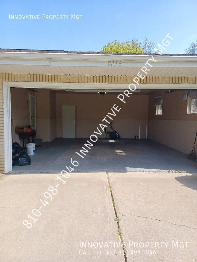 Building Photo - 5113 E Mt Morris Rd
