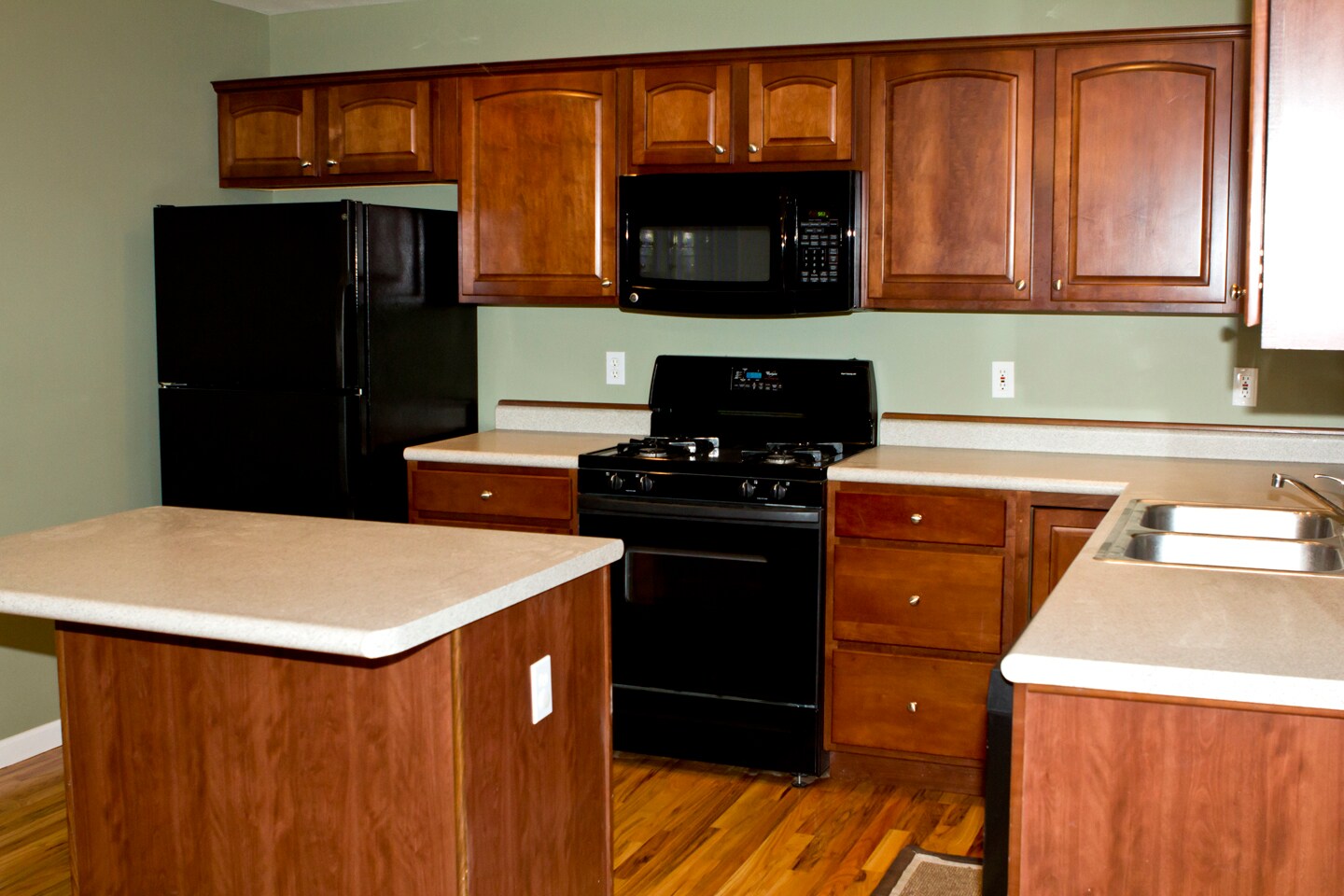 Building Photo - 1634 Frontier Dr