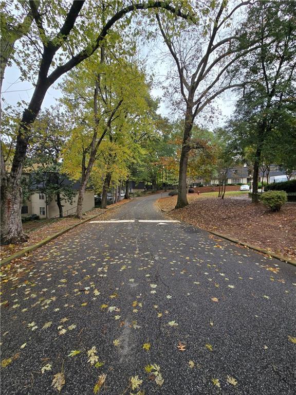 Building Photo - 60 Lamsden Ln NW