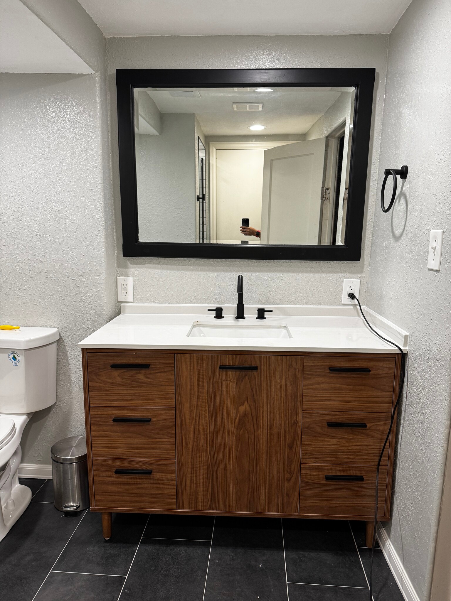 Bathroom - 2758 N Gaylord St