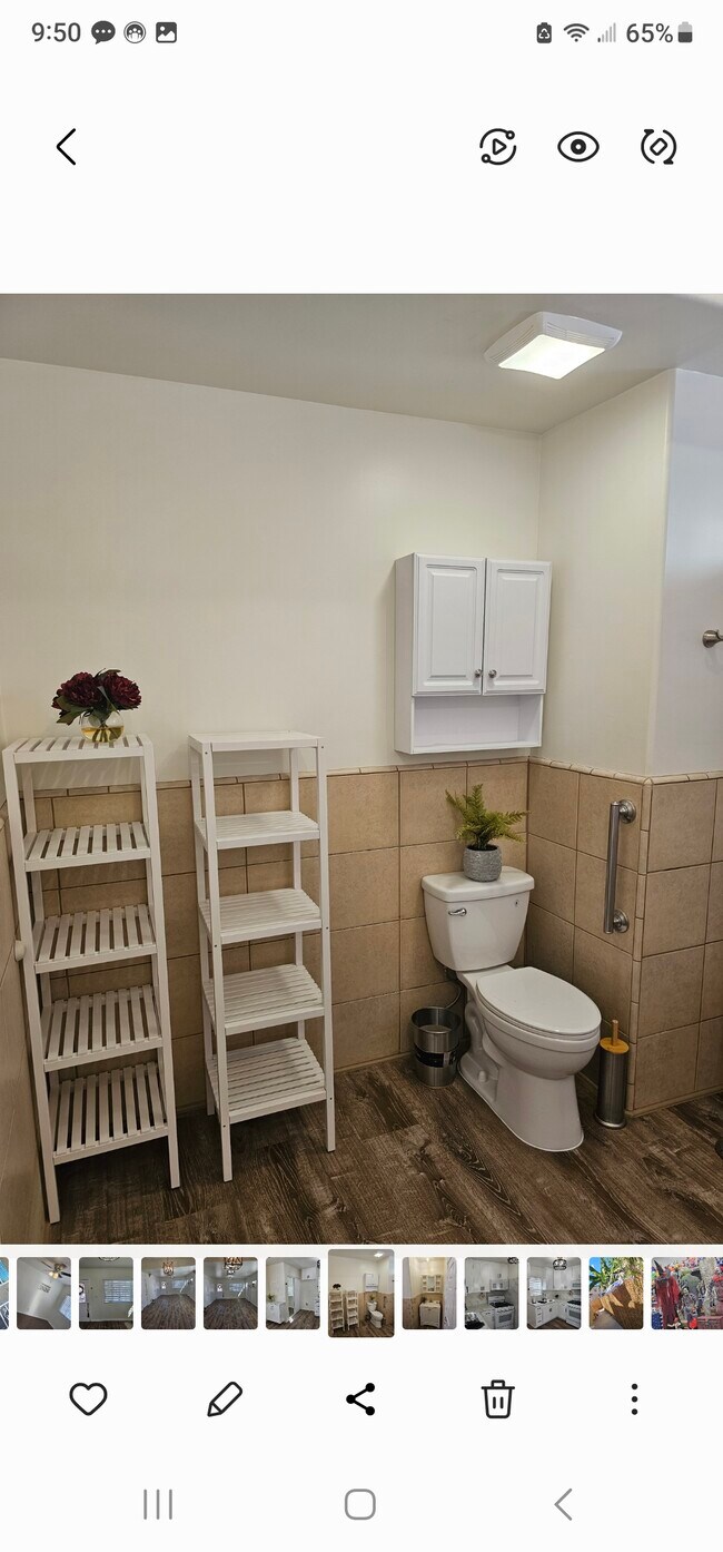 Building Photo - 615 Forest Ave