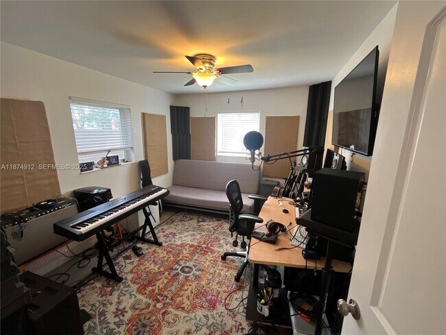 Building Photo - 130 NW 57th St