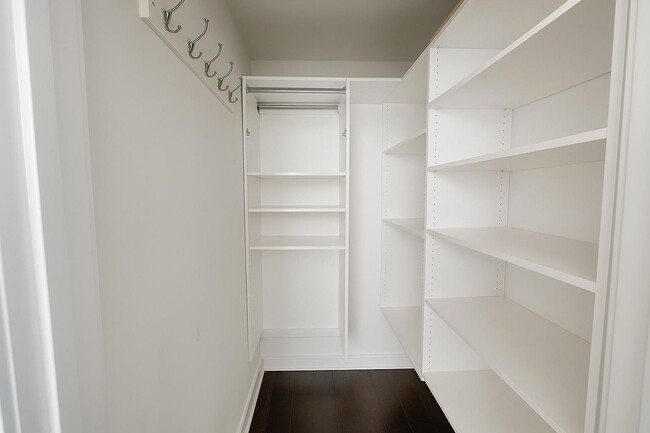 Building Photo - 1450 Washington St