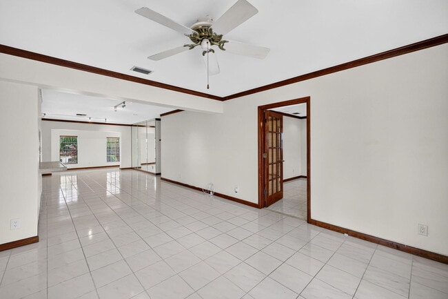 Building Photo - 2060 Tropic Isle