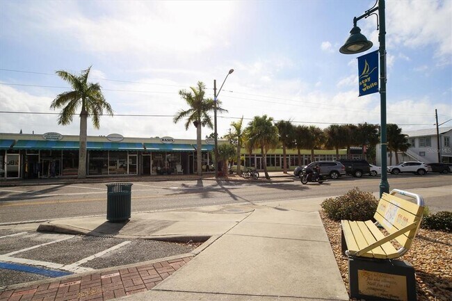 Building Photo - 85 Orange St