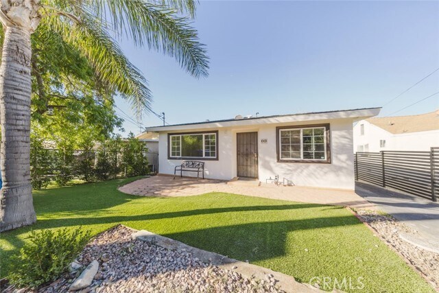 Building Photo - 10431 Las Lunitas Ave