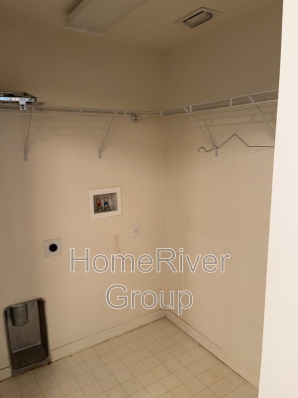 Building Photo - 4530 Botanical Pl Cir