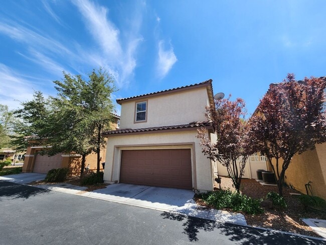 Building Photo - Desirable 3 Bedroom Home at Inspirada Community