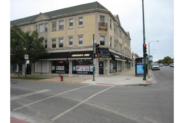 Primary Photo - 7000-7006 N Western Ave