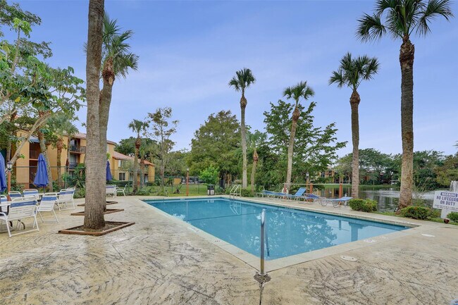 Building Photo - 10733 Cleary Blvd