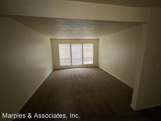 Building Photo - 3 br, 2 bath House - 2721 Empire Ave