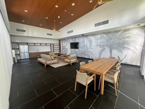 4 different club rooms! - 1500 Rycroft St