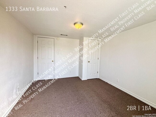 Building Photo - 1333 Santa Barbara St