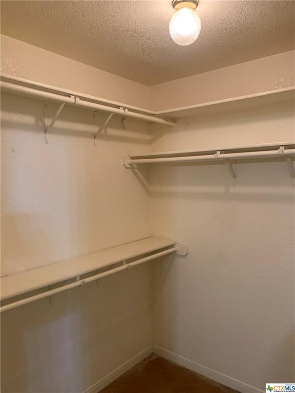 Building Photo - 1625 Pontotoc Trce