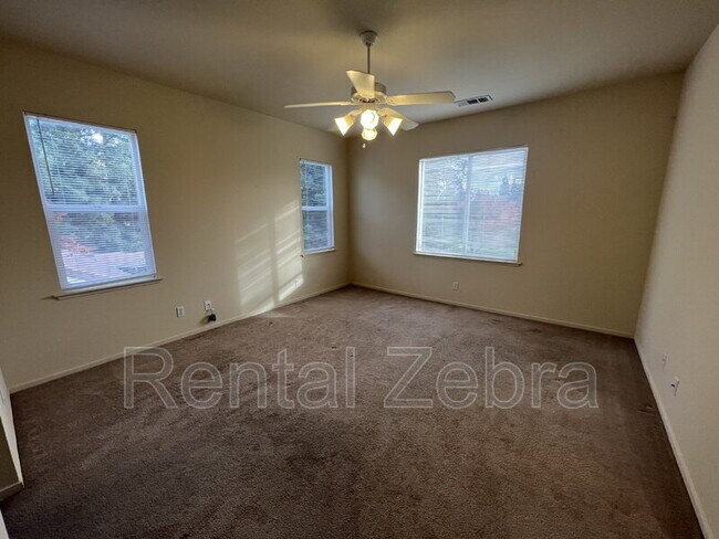 Building Photo - 1732 Presidio Ct