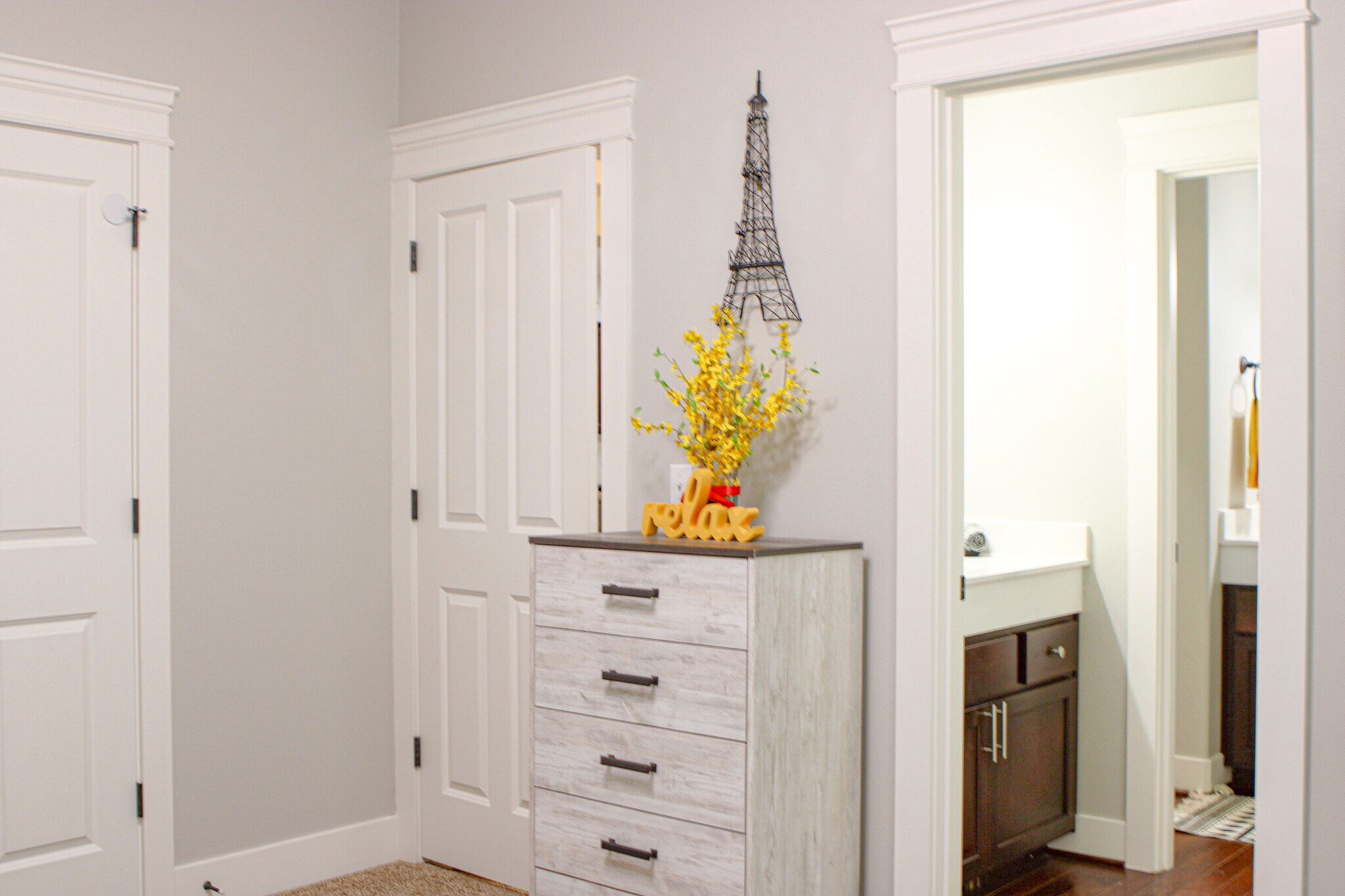 Building Photo - 7801 Rushmore Ave NE