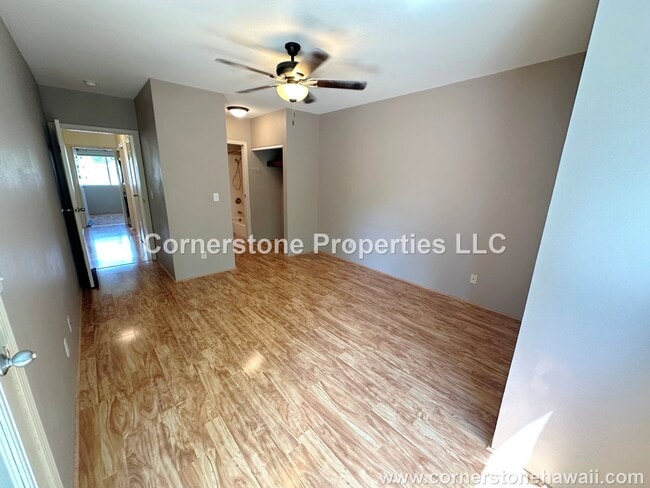 Building Photo - 95-877-877 Wikao St