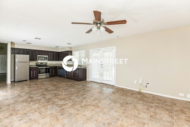 Building Photo - 3 Bedroom Pet-Friendly Home in Fort Worth, TX with Main Street Renewal