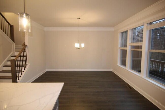 Building Photo - 1329 Rosen Rd