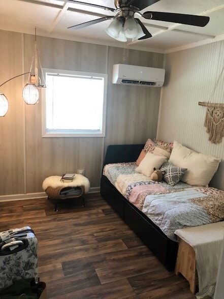 example of bedroom furnished - 181 Modisette Cir