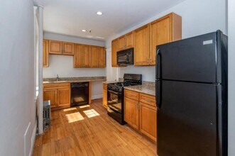 Building Photo - 1 bedroom in Boston MA 02135