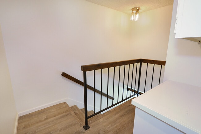 Building Photo - 7912 Rainbow Cir
