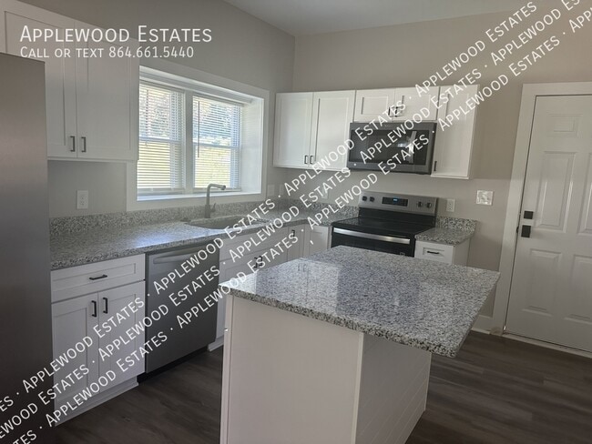 Building Photo - 261 Miller Line