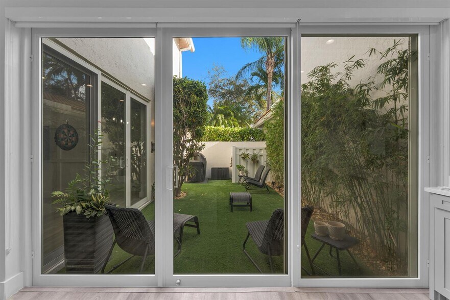 Building Photo - 1546 Yellowheart Way