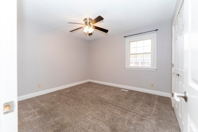 Building Photo - 7877 Marywood Dr