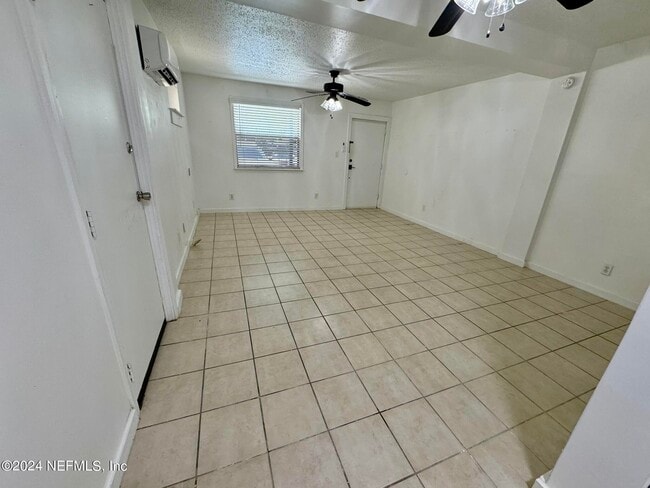 Building Photo - 3532 Corby St
