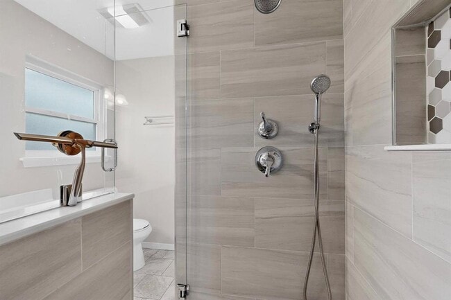 Building Photo - 4805 Broadhill Dr