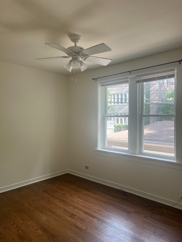 Building Photo - 2 N Kedzie Ave