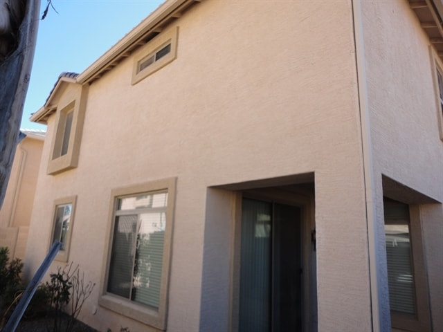 Building Photo - 1328 E Weatherby Way