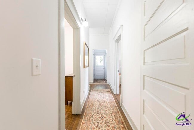 Building Photo - 1475 3rd St