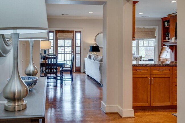 Building Photo - 3127 Long Blvd