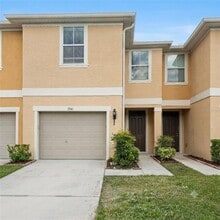 Building Photo - 1561 Chelsea Dr