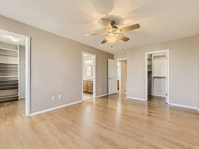 Building Photo - 4871 S Lisbon Way