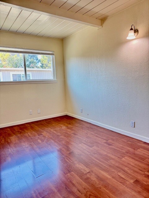 Building Photo - 1449 Marclair Dr